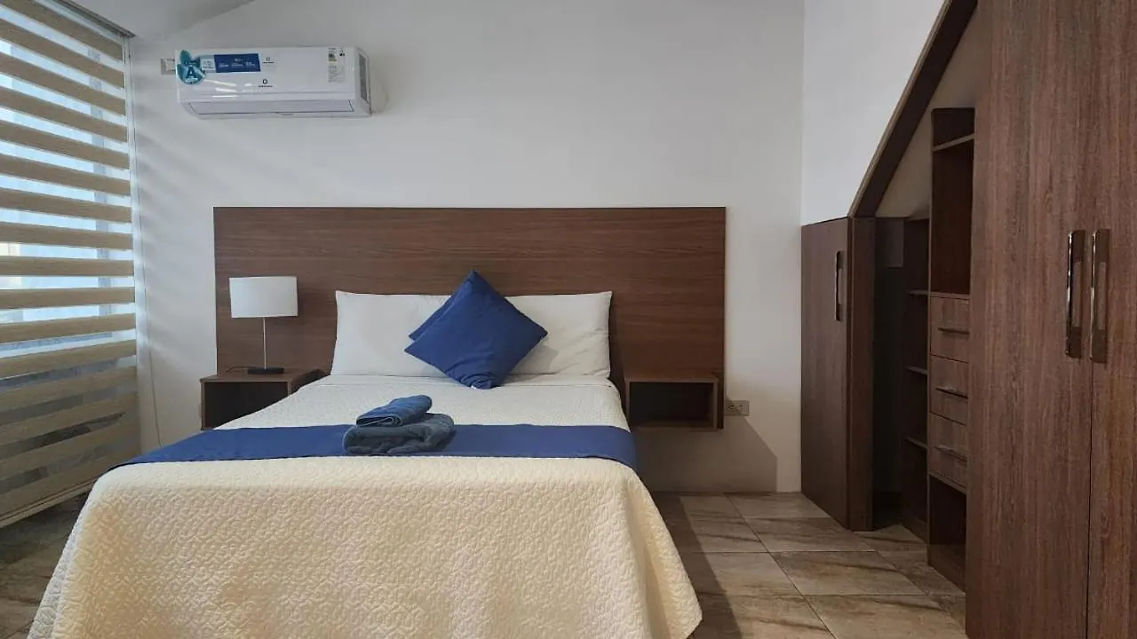 Privatunterkunft Plaza Lobos Suites San Cristóbal