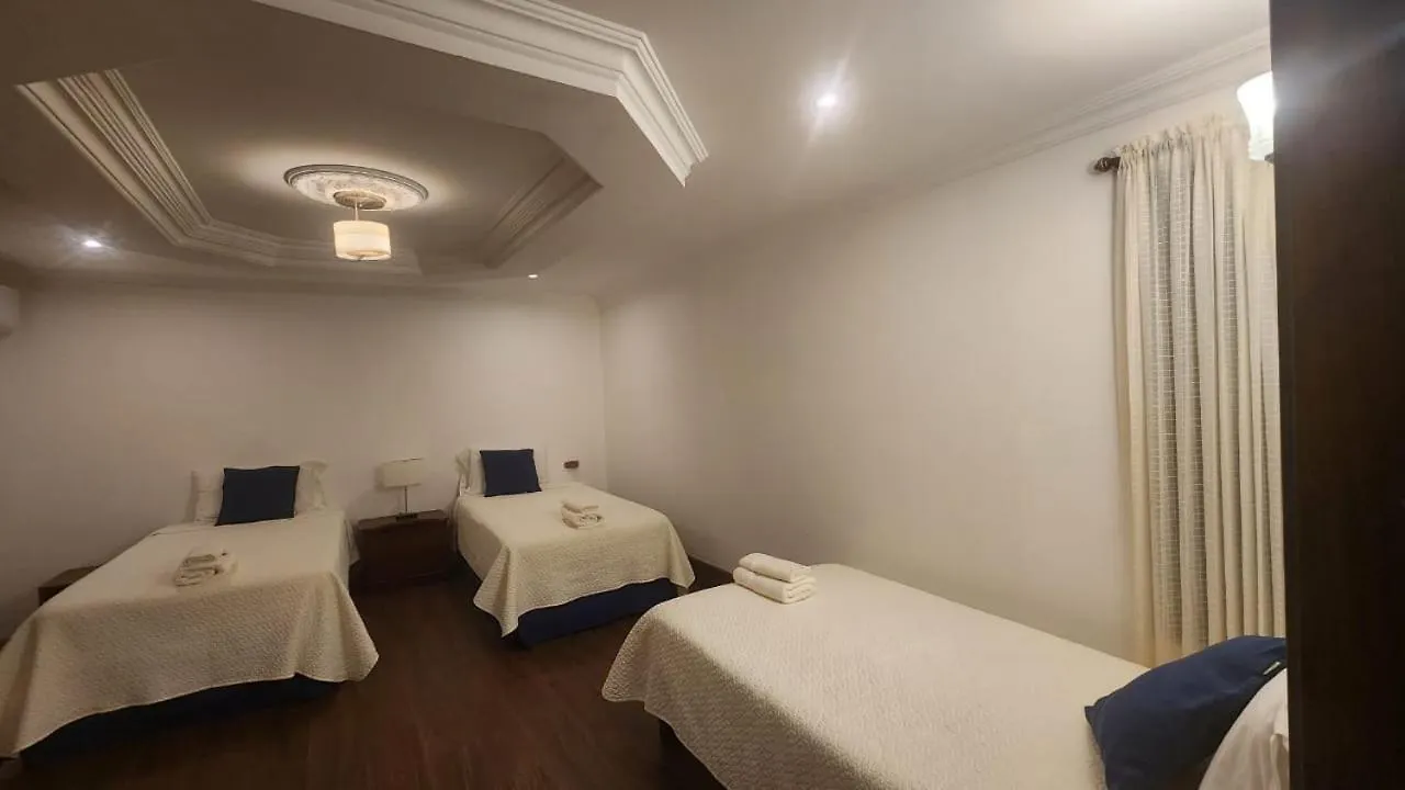 Plaza Lobos Suites San Cristóbal